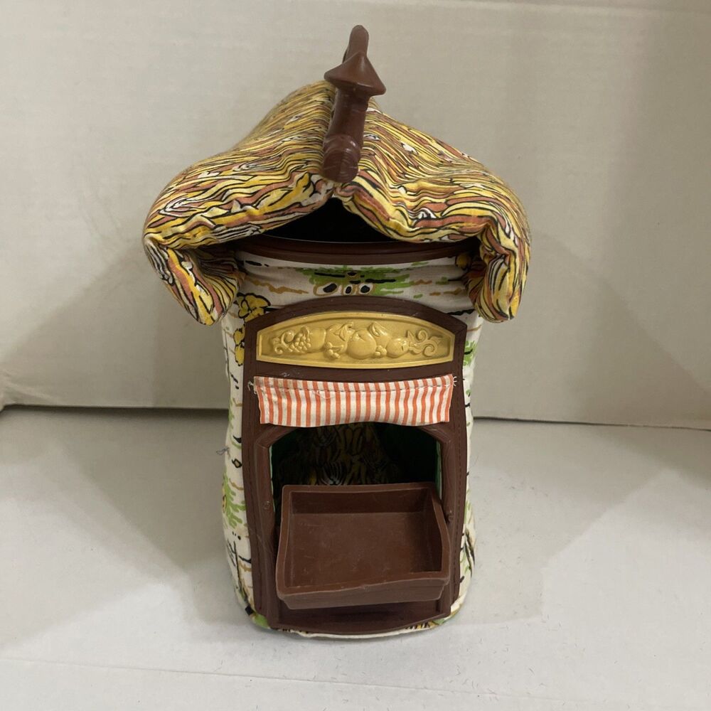 Vintage 1979 961 Fisher Price Woodsey Squirrel Log House/Tree Store Only